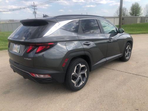 Amazon Gray 2024 Hyundai TUCSON Plug-In Hybrid SEL