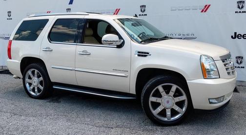 2012 Cadillac Escalade Luxury