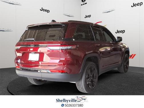 2025 Jeep Grand Cherokee Laredo