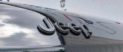 2022 Jeep Grand Cherokee Altitude