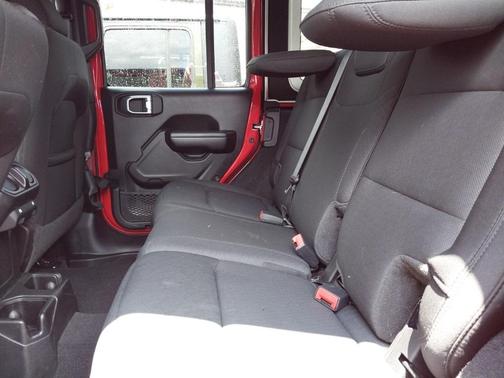 2021 Jeep Wrangler Unlimited Sport Altitude