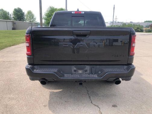 Diamond Black 2025 RAM 1500 Big Horn/Lone Star