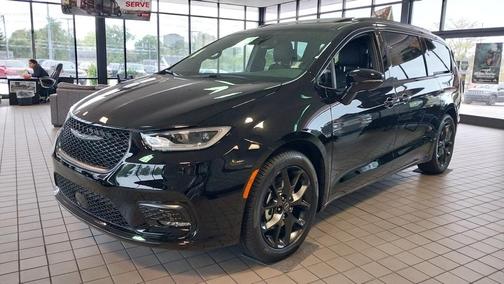 2026 Chrysler Pacifica Limited