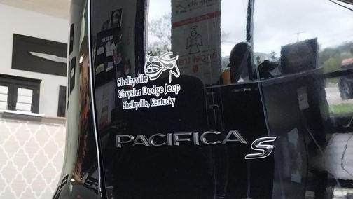 2026 Chrysler Pacifica Limited