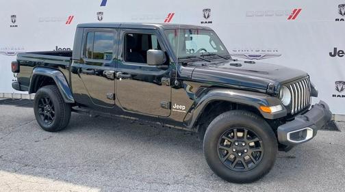 2023 Jeep Gladiator Overland