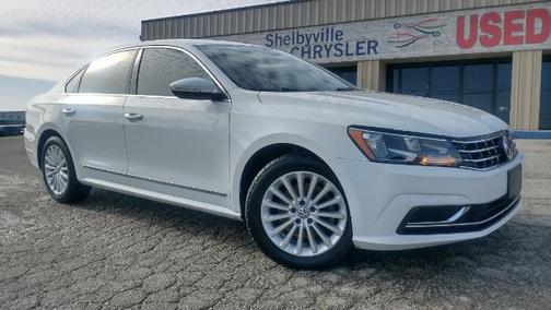 Photo 2 of 24 of 2017 Volkswagen Passat 1.8T SE