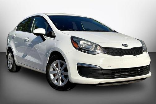 Clear White 2017 Kia Rio LX