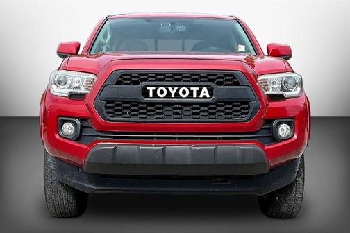 Barcelona Red Metallic 2016 Toyota Tacoma SR5