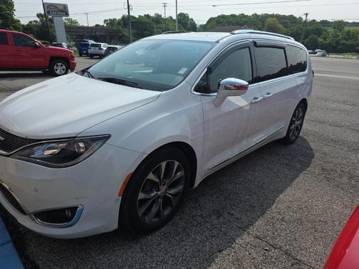 2018 Chrysler Pacifica Limited