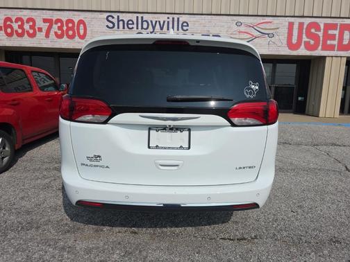 2018 Chrysler Pacifica Limited