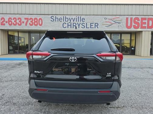 2024 Toyota RAV4 LE