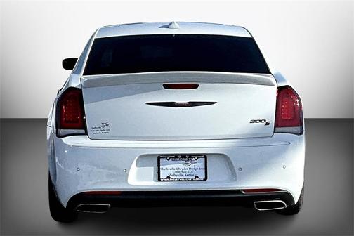 2022 Chrysler 300 S