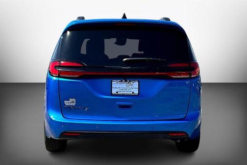 Hydro Blue Pearlcoat 2026 Chrysler Pacifica Select