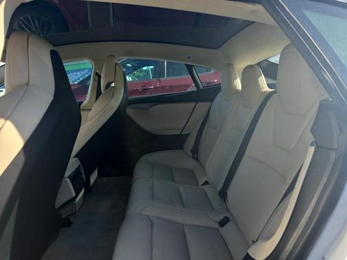 2018 Tesla Model S 75D