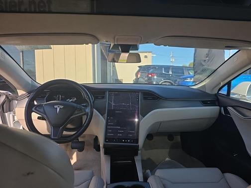 2018 Tesla Model S 75D