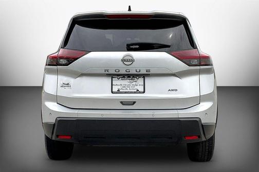 Brilliant Silver Metallic 2024 Nissan Rogue S