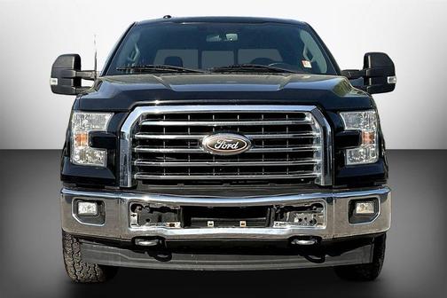 Black 2017 Ford F-150 XLT