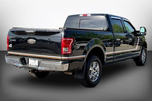 Black 2017 Ford F-150 XLT
