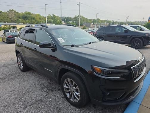 2022 Jeep Cherokee Latitude Lux
