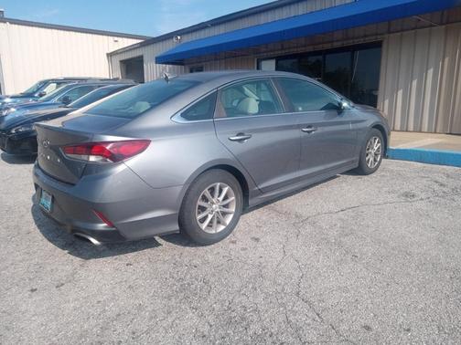 2019 Hyundai SONATA SE