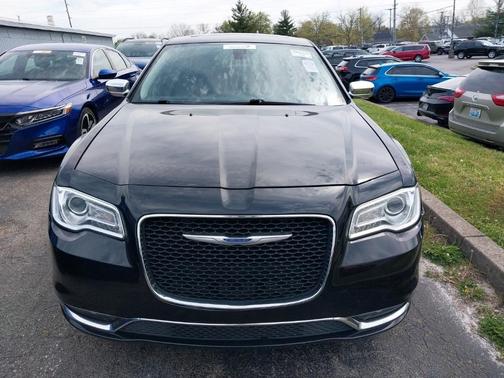 2020 Chrysler 300 Limited