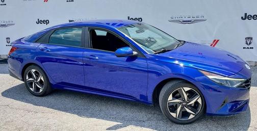 2023 Hyundai ELANTRA SEL