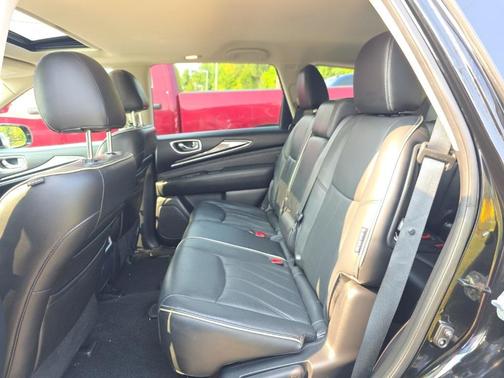 2018 INFINITI QX60 Base
