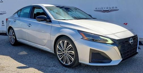 2023 Nissan Altima 2.5 SL