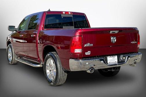 Delmonico Red Pearlcoat 2018 RAM 1500 Big Horn