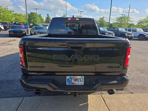 Diamond Black 2025 RAM 1500 Big Horn/Lone Star
