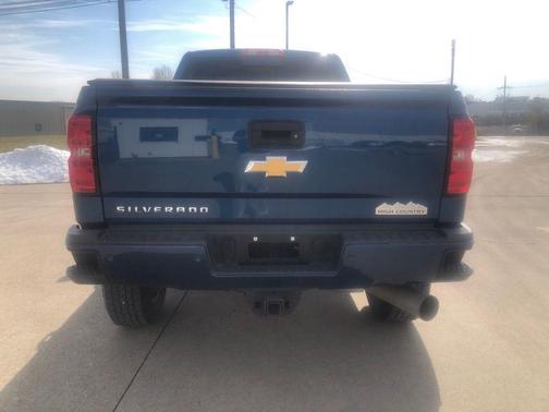 2019 Chevrolet Silverado 2500 High Country