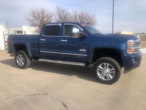 2019 Chevrolet Silverado 2500 High Country