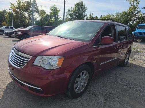 2015 Chrysler Town & Country Touring