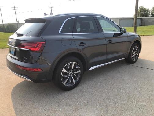 2021 Audi Q5 40 Premium Plus