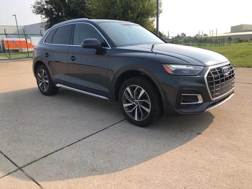2021 Audi Q5 40 Premium Plus