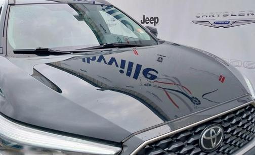 2024 Toyota Corolla Cross XLE