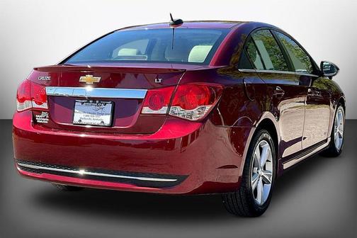 Siren Red Tintcoat 2015 Chevrolet Cruze 2LT