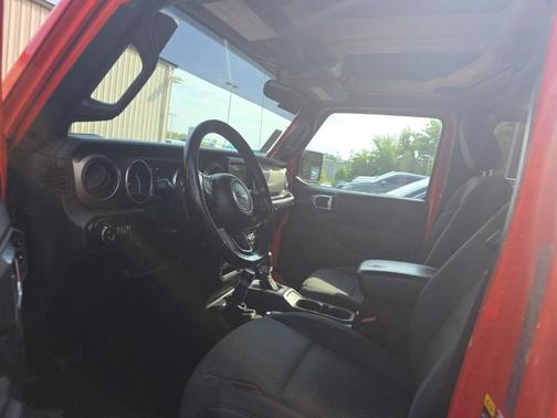 2020 Jeep Gladiator Sport