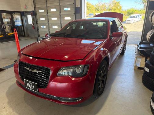 Redline Red Tricoat Pearl 2018 Chrysler 300 S