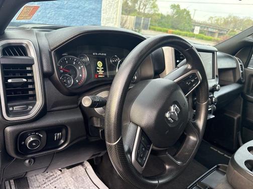 Bright White Clearcoat 2023 RAM 3500 Tradesman