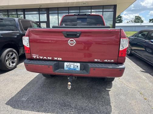 2017 Nissan Titan XD SL