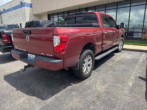 2017 Nissan Titan XD SL