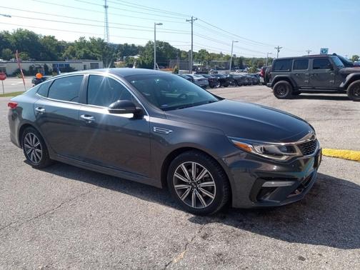 2019 Kia Optima LX