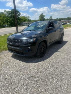 Diamond Black 2023 Jeep Compass Altitude