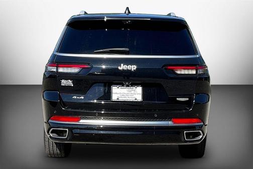 Diamond Black 2023 Jeep Grand Cherokee L Summit