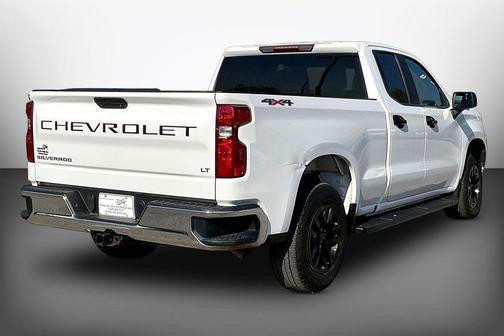 Summit White 2021 Chevrolet Silverado 1500 LT