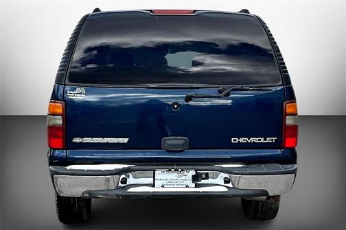 2003 Chevrolet Suburban LS