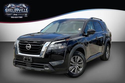 Black 2024 Nissan Pathfinder SV