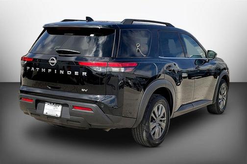 Black 2024 Nissan Pathfinder SV