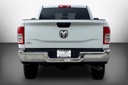 Bright White Clearcoat 2024 RAM 2500 Big Horn